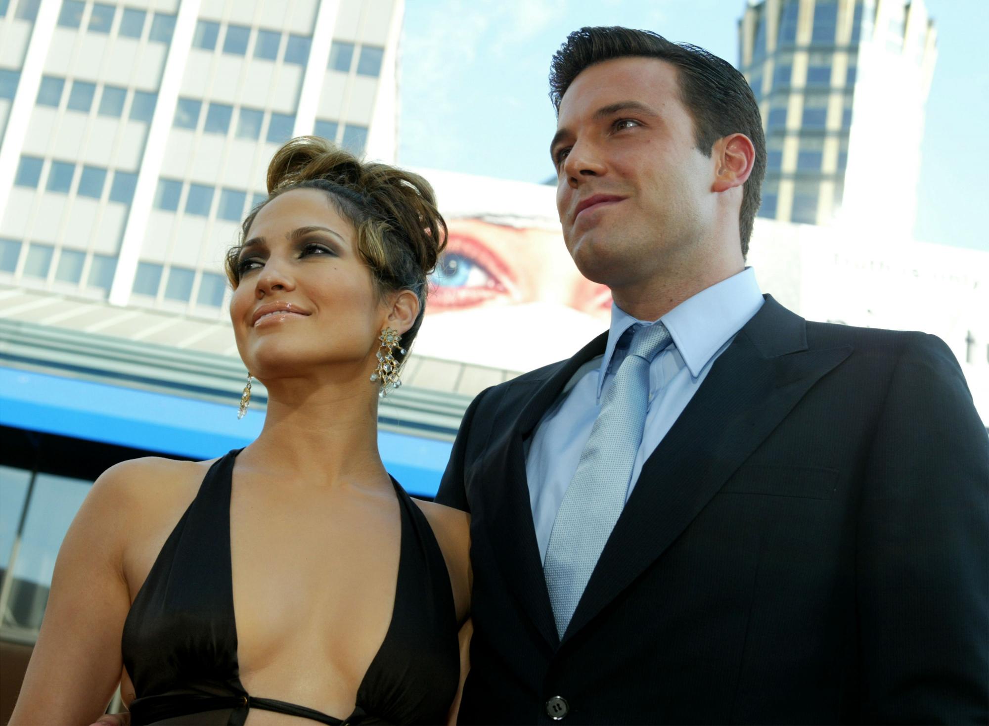 &quot;Печатка нещастя&quot;. Що насправді коїться між Лопес та Аффлеком: астролог дала відповідь